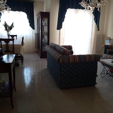 Le Stanze Di Botticelli Bed & Breakfast Termoli Exterior photo