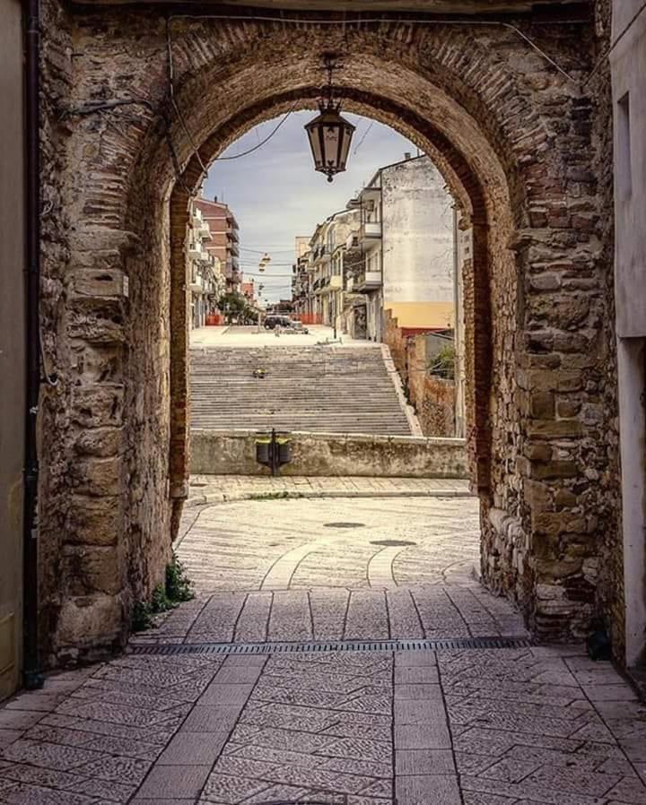 Le Stanze Di Botticelli Bed & Breakfast Termoli Exterior photo